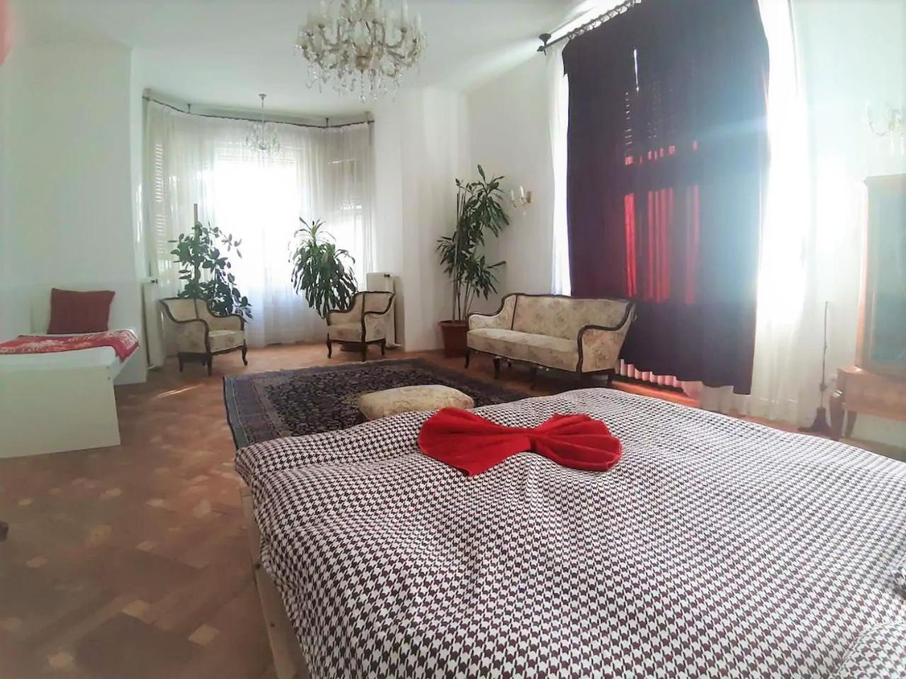 Rooms In Prague-Big+Comfy Zewnętrze zdjęcie