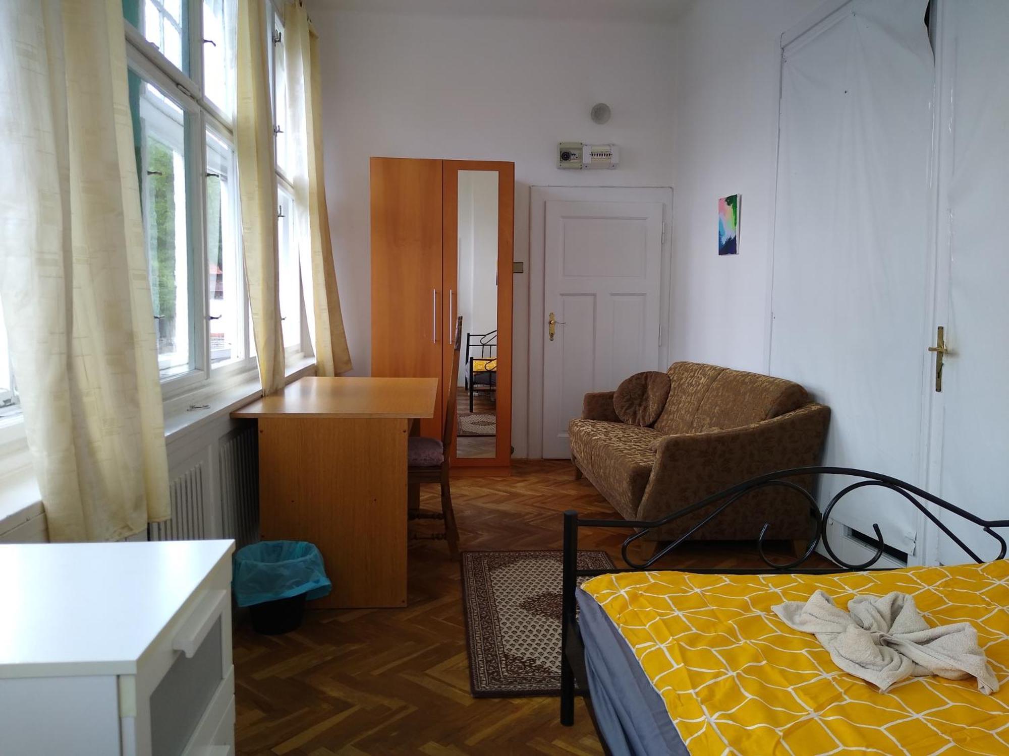 Rooms In Prague-Big+Comfy Zewnętrze zdjęcie