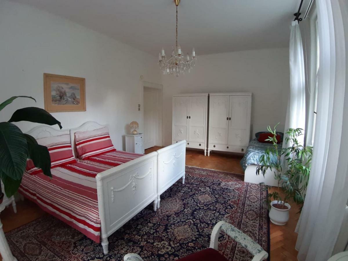 Rooms In Prague-Big+Comfy Zewnętrze zdjęcie