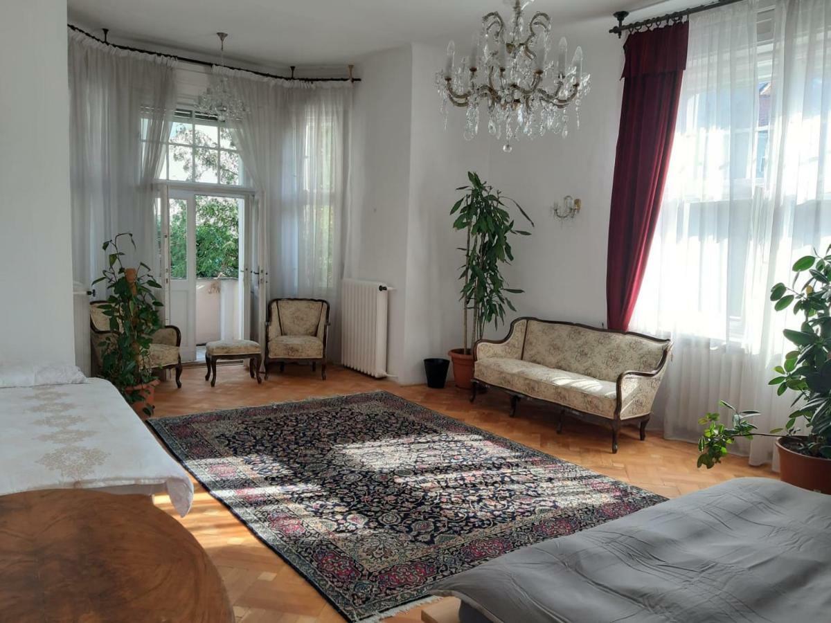 Rooms In Prague-Big+Comfy Zewnętrze zdjęcie