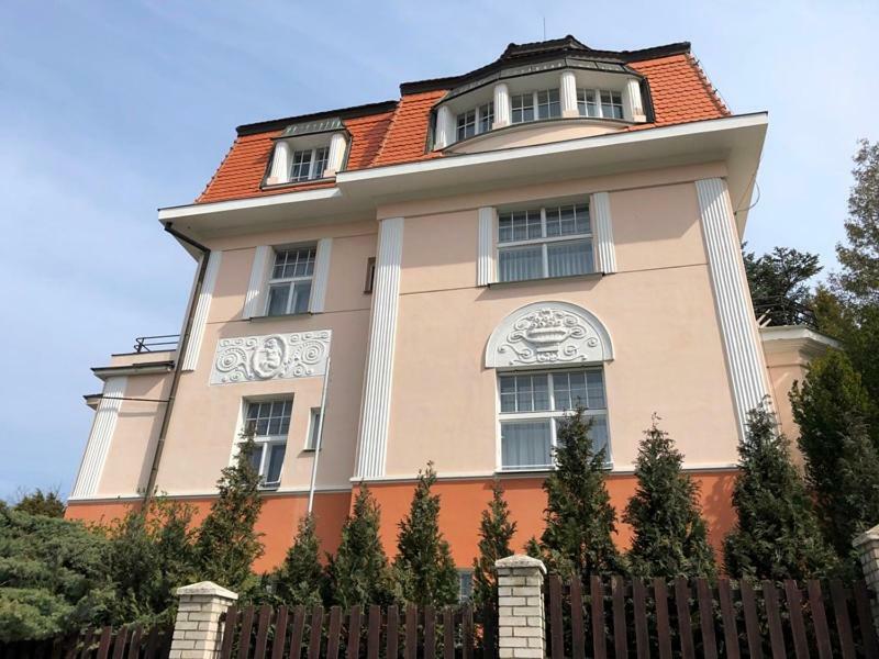 Rooms In Prague-Big+Comfy Zewnętrze zdjęcie