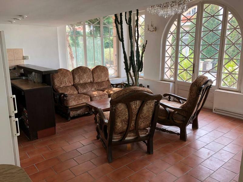 Rooms In Prague-Big+Comfy Zewnętrze zdjęcie