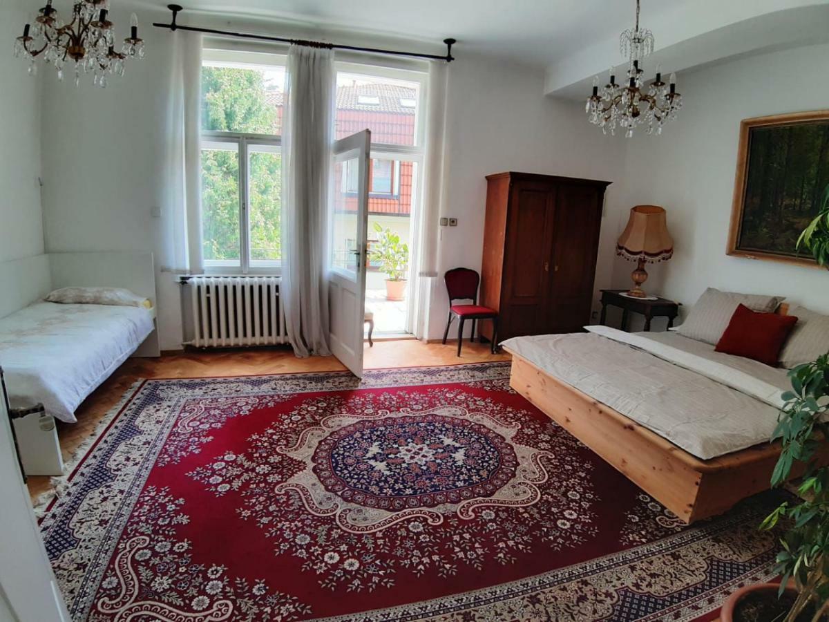 Rooms In Prague-Big+Comfy Zewnętrze zdjęcie