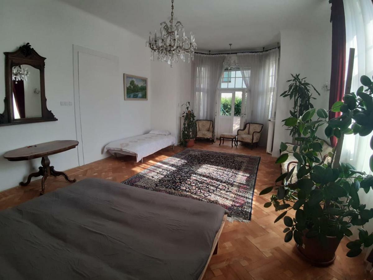 Rooms In Prague-Big+Comfy Zewnętrze zdjęcie