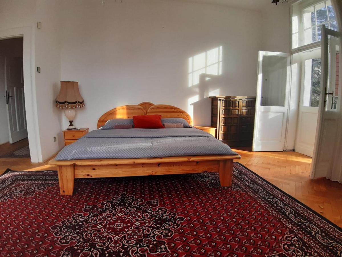 Rooms In Prague-Big+Comfy Zewnętrze zdjęcie