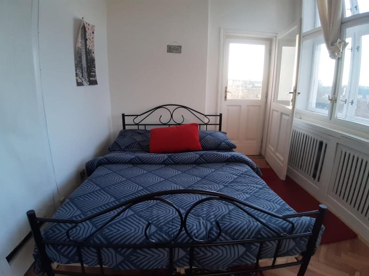 Rooms In Prague-Big+Comfy Zewnętrze zdjęcie