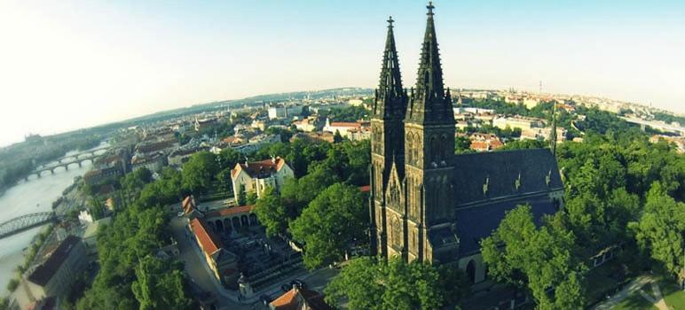 Rooms In Prague-Big+Comfy Zewnętrze zdjęcie